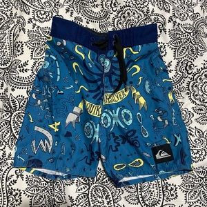 Toddler Boys size 3 Quiksilver Board shorts/Swim Trunks